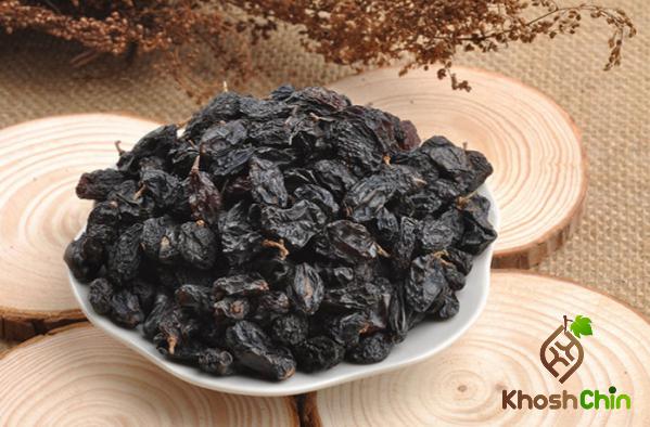 Top 8 Benefits of Using Red Grape Raisins for Health